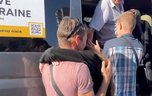 Украина вернула из оккупированной части Херсонщины семерых детей