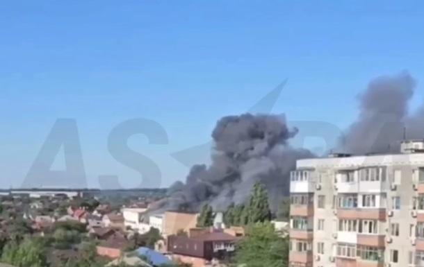 ЗМІ: В російському Ростові загорілась база МВС