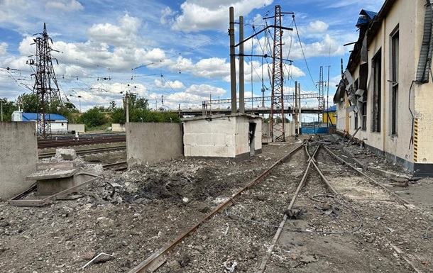 Россияне атаковали железнодорожную инфраструктуру в Донецкой области