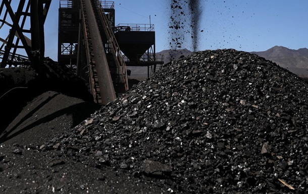Індія різко зменшила імпорт вугілля з РФ