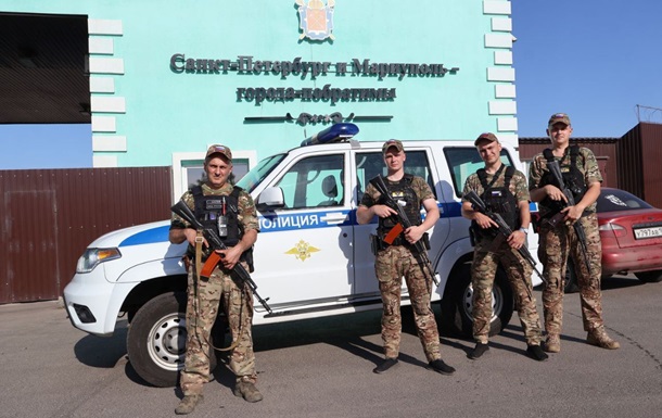 В Мариуполе россияне обустроили военную базу в порту