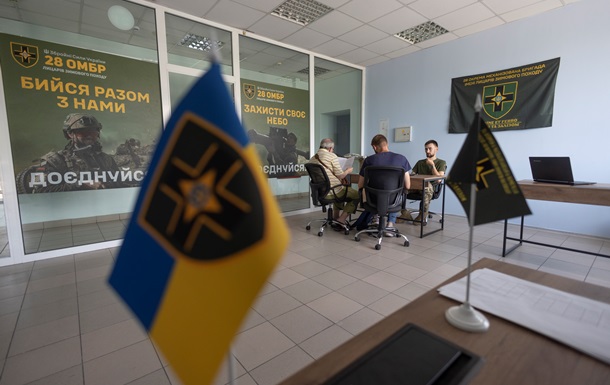 В Одессе и Киеве открылись рекрутинговые центры 28 ОМБр