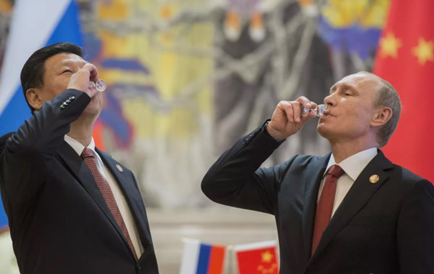Китай на замовлення РФ створює дрон - Bloomberg