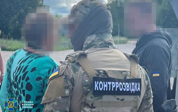 Агентка ФСБ намагалася завербувати коригувальників на Сумщині