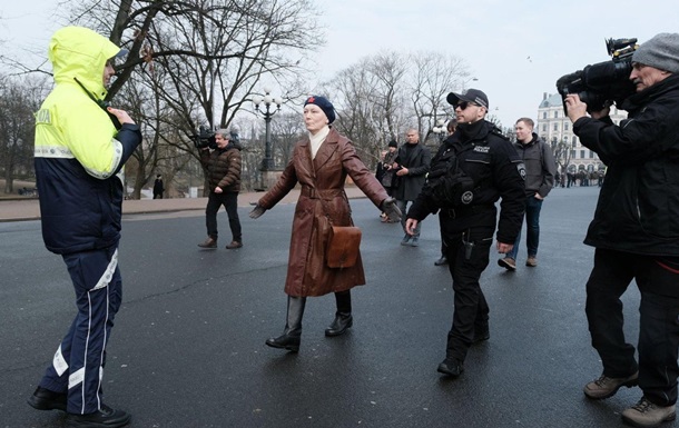 В Латвии суд вынес приговор прокремлевской активистке