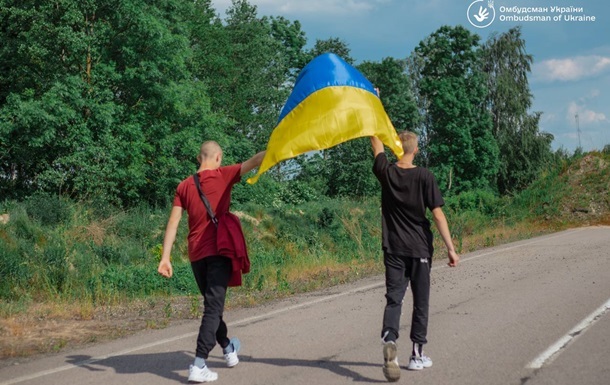 З тимчасово окупованої Херсонщини повернули чотирьох дітей