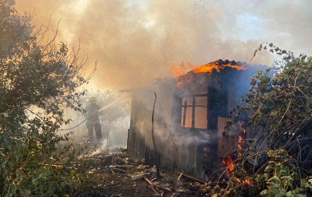 Російські війська обстріляли Нікопольщину