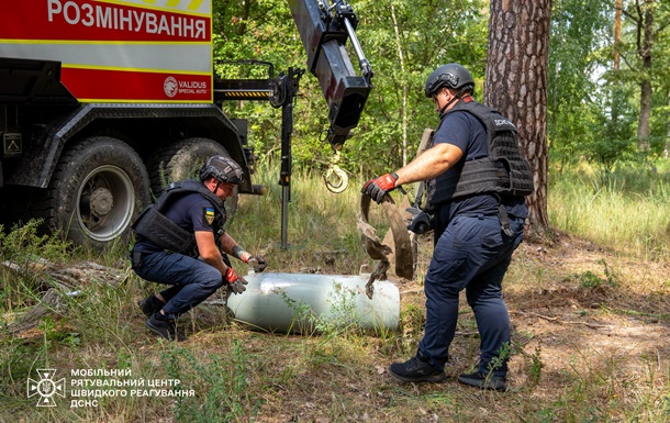 На Київщині знешкодили бойову частину ракети Х-101