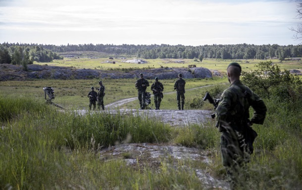 НАТО подготовило более 500 тыс военных к войне