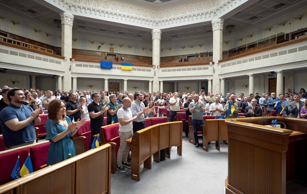 Рада заборонила РПЦ. Зміни у православ ї України