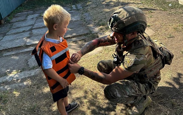 В Донецькій ОВА повідомили скільки дітей евакуювали з небезпечних районів