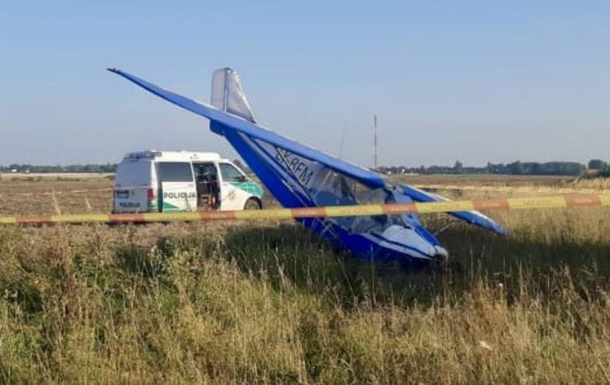 У Литві впав літак, один з пілотів був п яний 