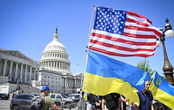 В США сгорают 6 млрд помощи Украине: спасет ли их Байден