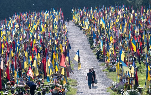 Втрати України і РФ на війні сягнули 1 млн - ЗМІ