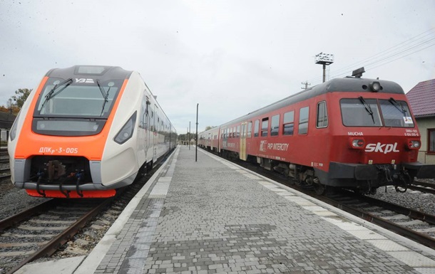 В УЗ заявили про зупинку поїздів на Миколаївщині