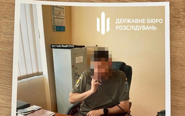 Экс-военкома будут судить за коррупцию и привлечение армейцев к ремонту дома