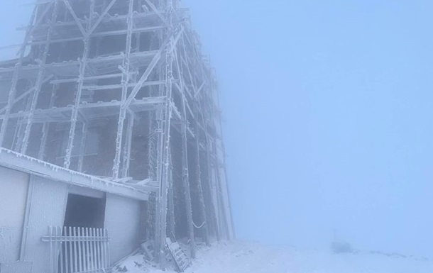 В Карпатах снег и 6° мороза