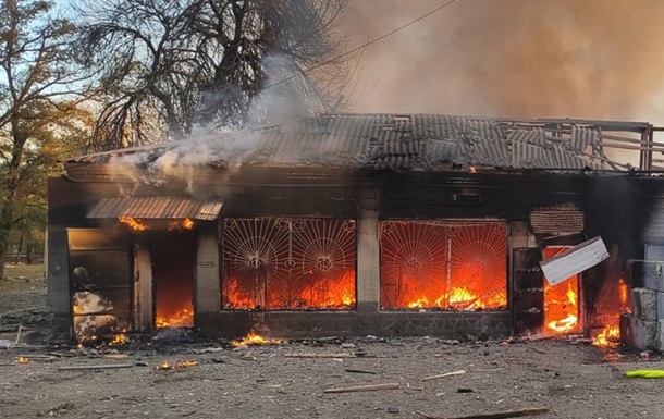 Росіяни вдарили по пошті на Донеччині, двоє загиблих