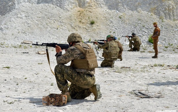 Базову підготовку новобранців подовжили до шести тижнів