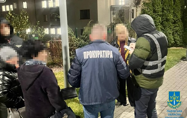 На Львівщині затримали колишню лікарку, яка за гроші допомагала ухилянтам