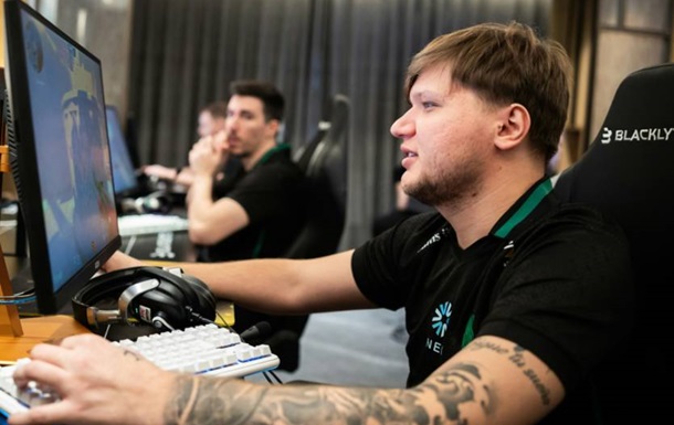 Официально: S1mple и еще три игрока покинули  самую богатую команду мира 