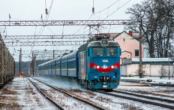 Укрзалізниця додала понад 50 вагонів у передноворічний період