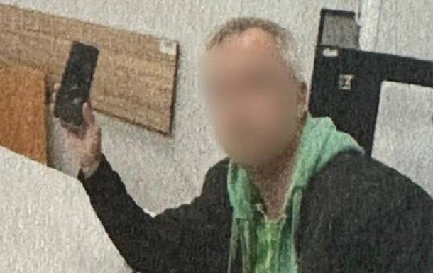 В Киеве осудили мужчину, который развращал 14-летнюю девушку