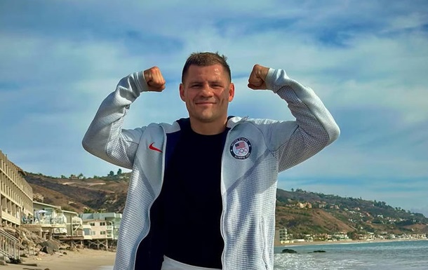 Беринчик - Дэвис: кто покажет бой в Украине