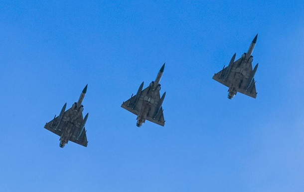 Украина получила самолеты Mirage и F-16 - Минобороны