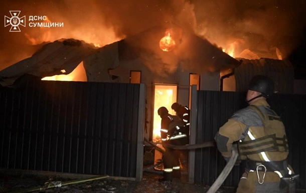 Росіяни  шахедом  зруйнували будинок у Сумах