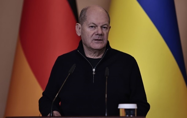 Шольц назвав  недоречними  розмови про миротворців в Україні