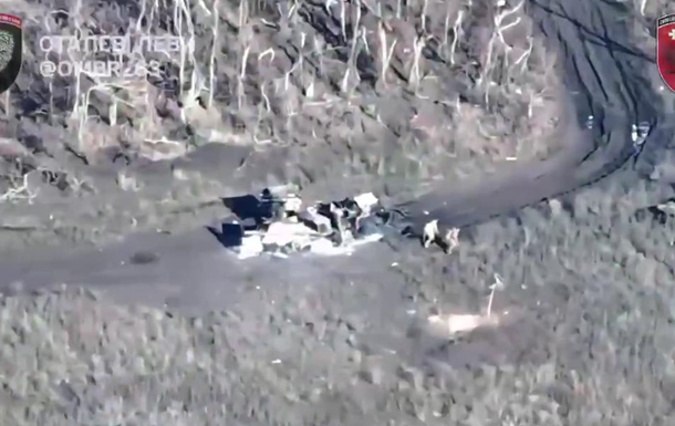 Украинские дроны уничтожили редкий бомбомет РФ