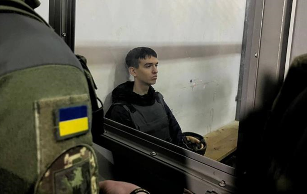 Вбивство Фаріон: обвинуваченого доставили до суду в касці і бронежилеті