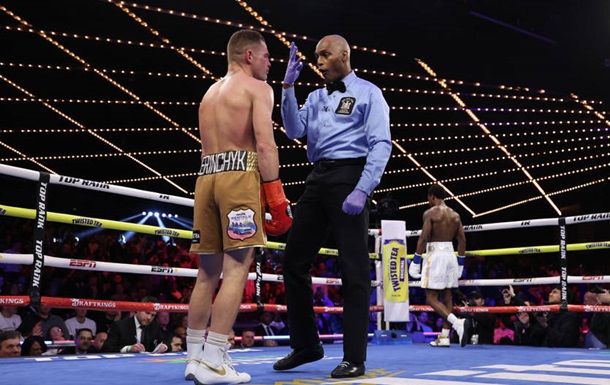  Он был отстойным : Тренер Дэвиса раскритиковал Беринчика