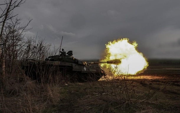 На дев яти напрямках тривають бої - Генштаб