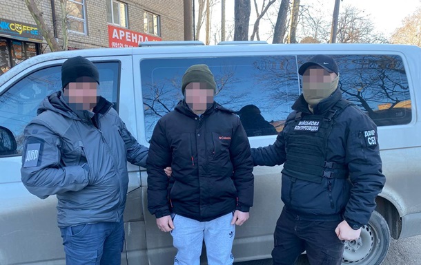 Перед судом предстанет коллаборант, планировавший попасть в ВСУ