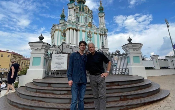 Син Майкла Дугласа згадав поїздку до Києва та підтримав Україну