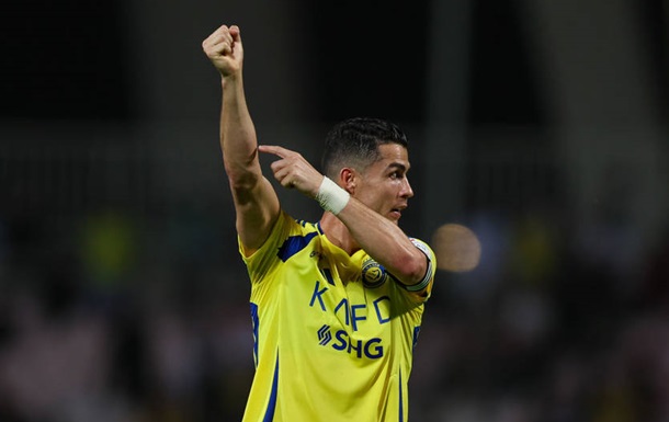 Красивый жест: Роналду отдал пенальти Мане