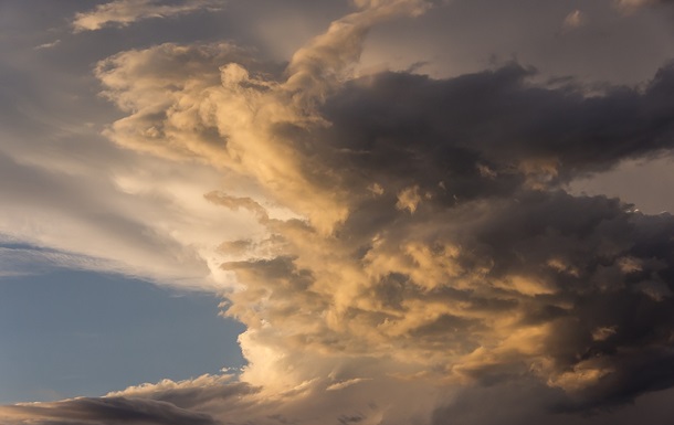 Синоптики прокомментировали слухи о приближении  грязного облака 