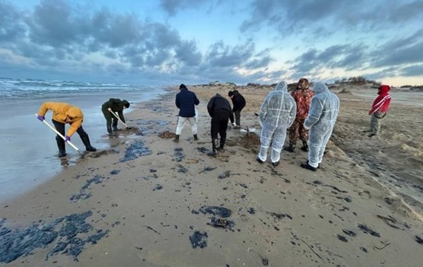 Авария в Керченском проливе: владельца танкера оштрафовали на 200 долларов