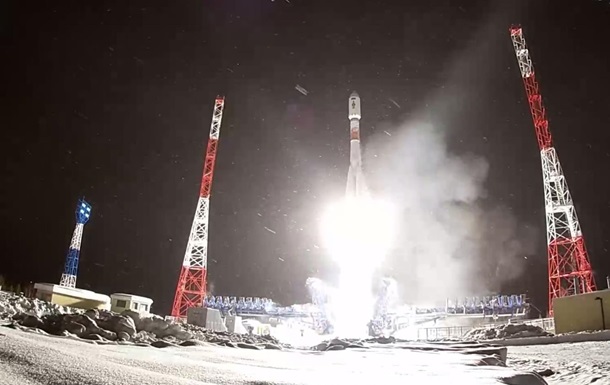 Россия вывела на орбиту военный спутник