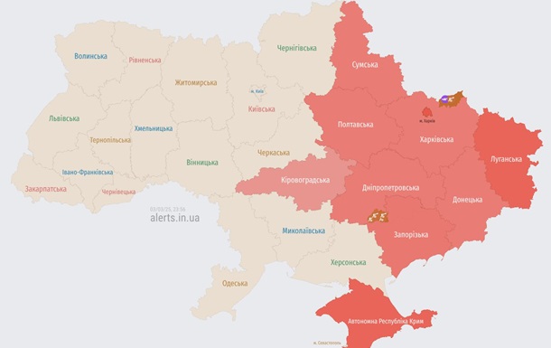 В Сумах раздались взрывы, часть города осталась без света