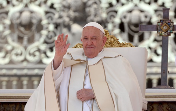 Состояние Папы Римского улучшается