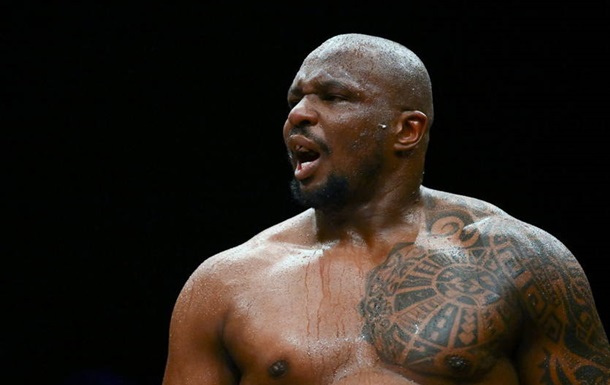 Уайт рассказал о травме, из-за которой сорвался бой с Джойсом