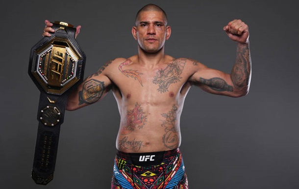 Чемпион UFC назвал желаемую дату боя с Усиком