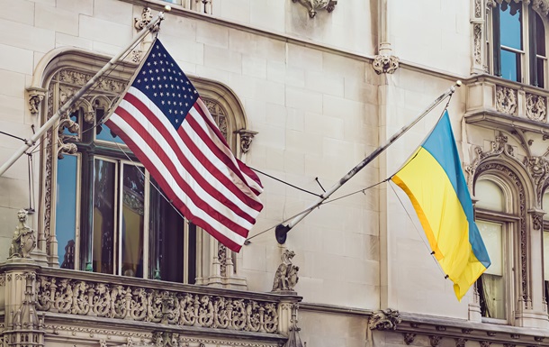 США передають Україні обмежені розвіддані - CNN