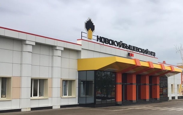 В ЦПД объяснили важность атакуемого в России НПЗ