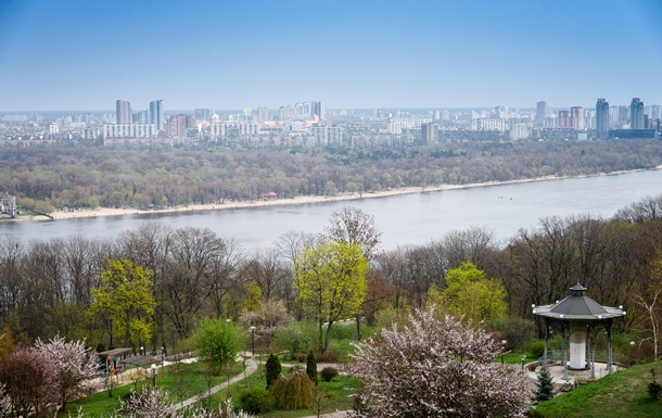 В Киеве зафиксировано два температурных рекорда