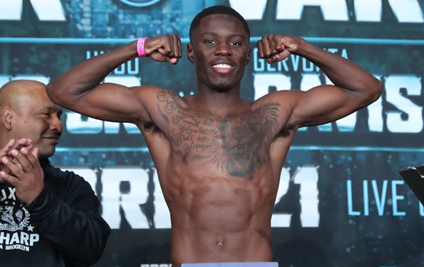 Промоутер чемпіона отримав виклик від Камбососа, назвавши дату бою