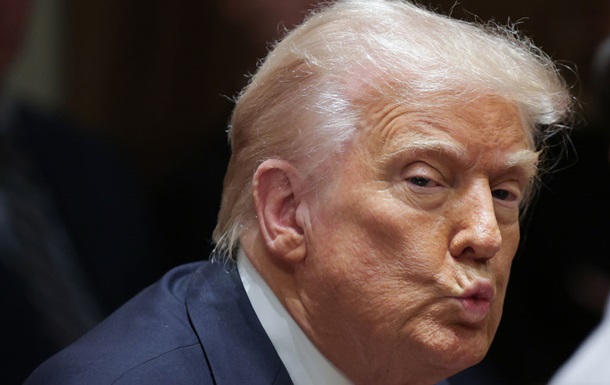 Трамп приказал рассекретить расследование о связях его штаба с РФ